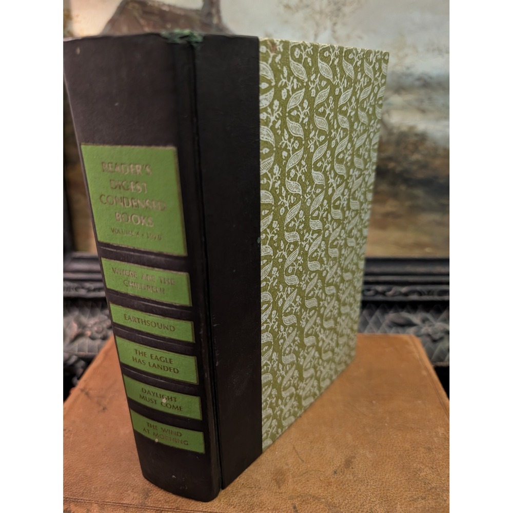 Readers Digest Condensed Books Volume 4 1975 Hardcover Gilt Edge Green Vintage